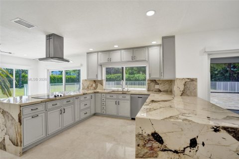 Casa en alquiler en Delray Beach, Florida, 3 dormitorios, 281.96 m2 № 2077810 - foto 17