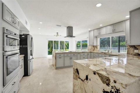 Casa en alquiler en Delray Beach, Florida, 3 dormitorios, 281.96 m2 № 2077810 - foto 3