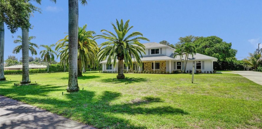 Casa en Delray Beach, Florida 3 dormitorios, 281.96 m2 № 2077810