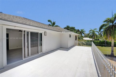 Casa en alquiler en Delray Beach, Florida, 3 dormitorios, 281.96 m2 № 2077810 - foto 6