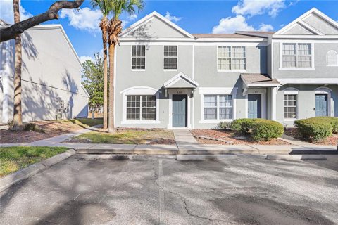 Touwnhouse à Brandon, Floride 2 chambres, 103.12 m2 № 2108962