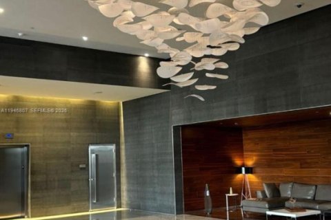 Кондоминиум с 3 спальнями в Майами, Флорида № 2003596