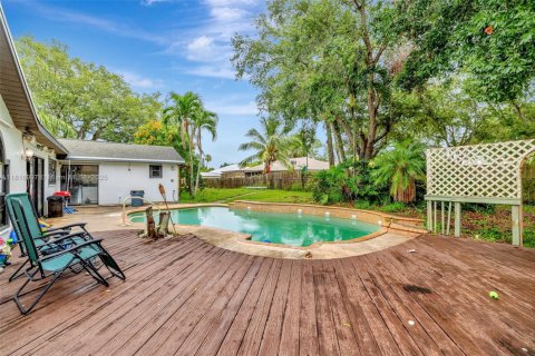House in Port St. Lucie, Florida 4 bedrooms, 206.06 sq.m. № 1770732 - photo 28