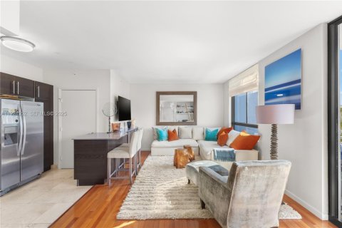 Condominio en venta en Miami Beach, Florida, 1 dormitorio, 74.88 m2 № 1987394 - foto 6