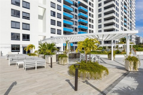 Condominio en venta en Miami Beach, Florida, 1 dormitorio, 74.88 m2 № 1987394 - foto 30