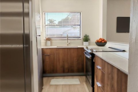 Condominio en alquiler en Delray Beach, Florida, 2 dormitorios, 79.43 m2 № 1991118 - foto 5