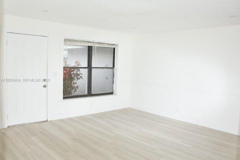 Condominio en alquiler en Delray Beach, Florida, 2 dormitorios, 79.43 m2 № 1991118 - foto 6