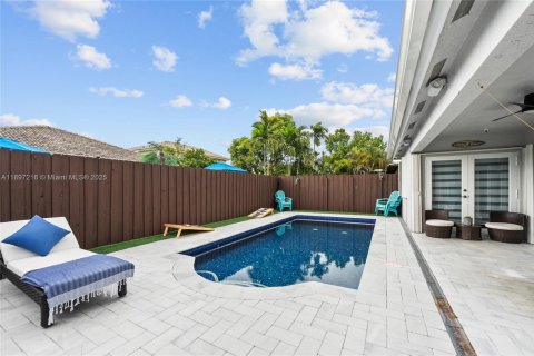 Villa ou maison à louer à Miami, Floride: 3 chambres, 183.76 m2 № 1949615 - photo 5