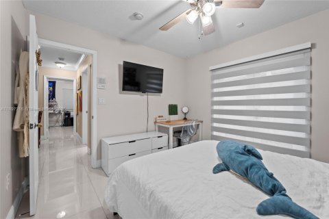 Villa ou maison à louer à Miami, Floride: 3 chambres, 183.76 m2 № 1949615 - photo 14