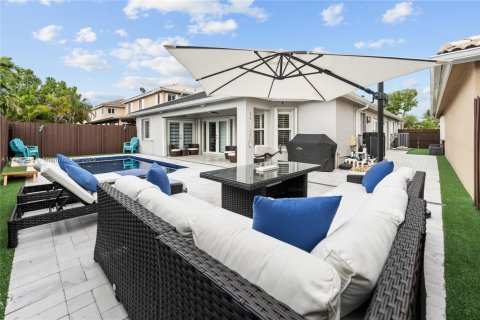 Villa ou maison à louer à Miami, Floride: 3 chambres, 183.76 m2 № 1949615 - photo 9