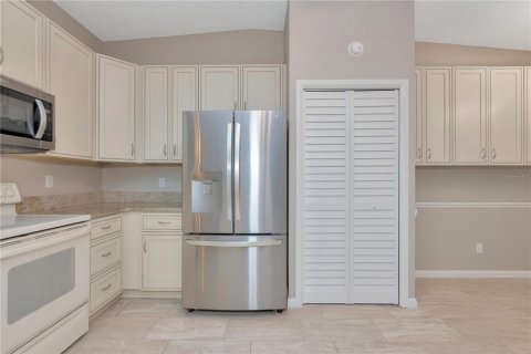 Villa ou maison à vendre à Bradenton, Floride: 2 chambres, 158.21 m2 № 1917884 - photo 18