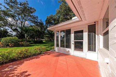 Villa ou maison à vendre à Bradenton, Floride: 2 chambres, 158.21 m2 № 1917884 - photo 4