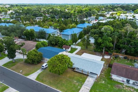 Casa en venta en Saint Petersburg, Florida, 3 dormitorios, 114.08 m2 № 2345512 - foto 4