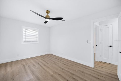 Casa en venta en Saint Petersburg, Florida, 3 dormitorios, 114.08 m2 № 2345512 - foto 30
