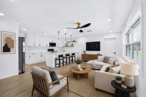 Casa en venta en Saint Petersburg, Florida, 3 dormitorios, 114.08 m2 № 2345512 - foto 5