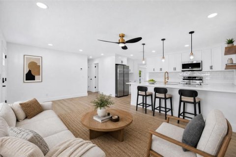 Casa en venta en Saint Petersburg, Florida, 3 dormitorios, 114.08 m2 № 2345512 - foto 6