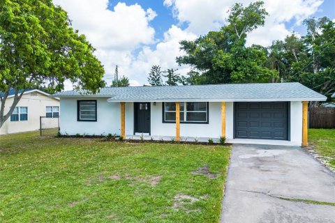 Casa en venta en Saint Petersburg, Florida, 3 dormitorios, 114.08 m2 № 2345512 - foto 3