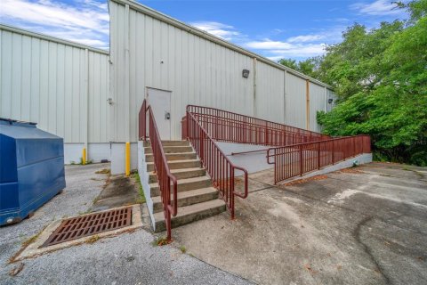 Immobilier commercial à vendre à Leesburg, Floride: 2195.28 m2 № 1841712 - photo 16