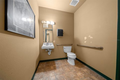 Immobilier commercial à vendre à Leesburg, Floride: 2195.28 m2 № 1841712 - photo 27