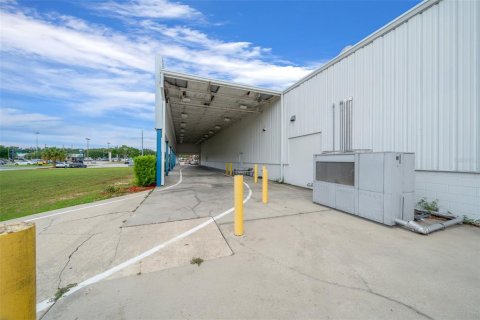 Immobilier commercial à vendre à Leesburg, Floride: 2195.28 m2 № 1841712 - photo 14