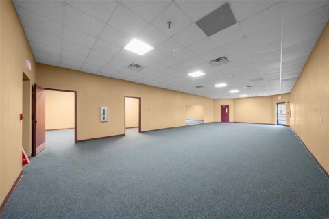 Immobilier commercial à vendre à Leesburg, Floride: 2195.28 m2 № 1841712 - photo 29