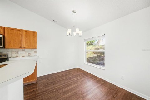 House in Clermont, Florida 3 bedrooms, 152.92 sq.m. № 2217350 - photo 5