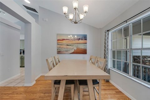 Casa en alquiler en Kissimmee, Florida, 4 dormitorios, 169.08 m2 № 2167699 - foto 4