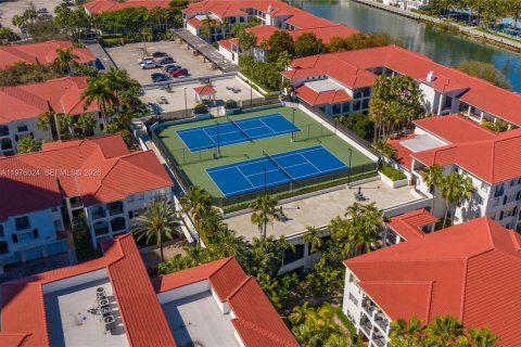 Condo in Aventura, Florida, 3 bedrooms  № 2042802 - photo 13
