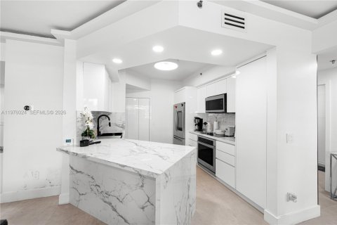 Condo in Aventura, Florida, 3 bedrooms  № 2042802 - photo 26