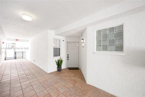 Condo in Aventura, Florida, 3 bedrooms  № 2042802 - photo 16