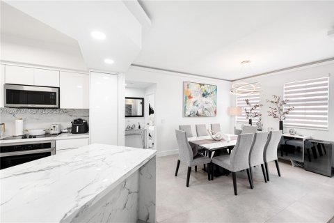 Condo in Aventura, Florida, 3 bedrooms  № 2042802 - photo 22