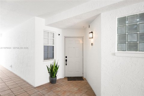 Condo in Aventura, Florida, 3 bedrooms  № 2042802 - photo 15