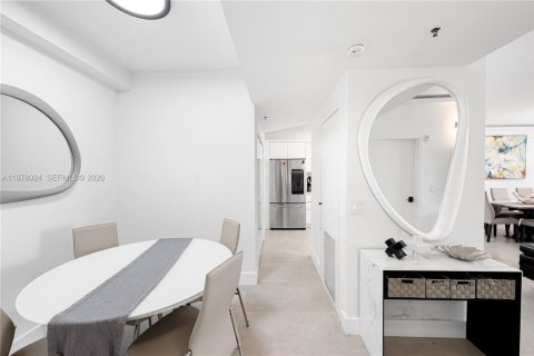 Condo in Aventura, Florida, 3 bedrooms  № 2042802 - photo 18