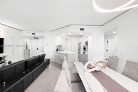 Condo in Aventura, Florida, 3 bedrooms  № 2042802 - photo 24