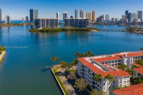 Condo in Aventura, Florida, 3 bedrooms  № 2042802 - photo 7