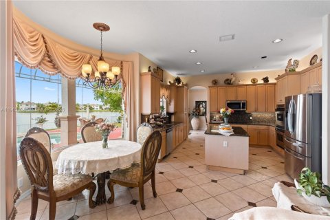 Villa ou maison à vendre à Miramar, Floride: 5 chambres, 366.78 m2 № 2025312 - photo 17