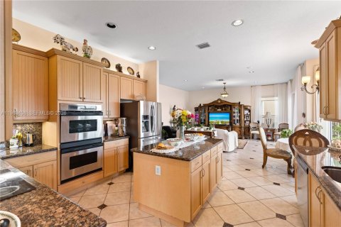 Villa ou maison à vendre à Miramar, Floride: 5 chambres, 366.78 m2 № 2025312 - photo 16