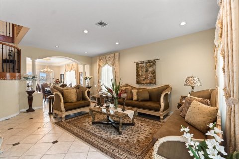 Villa ou maison à vendre à Miramar, Floride: 5 chambres, 366.78 m2 № 2025312 - photo 8