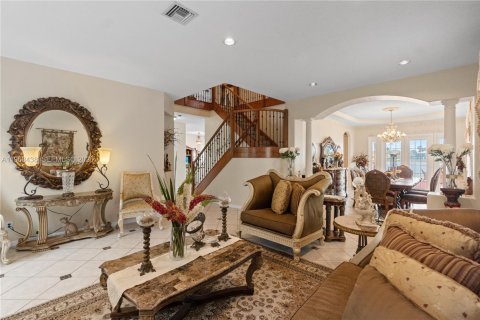 Villa ou maison à vendre à Miramar, Floride: 5 chambres, 366.78 m2 № 2025312 - photo 9