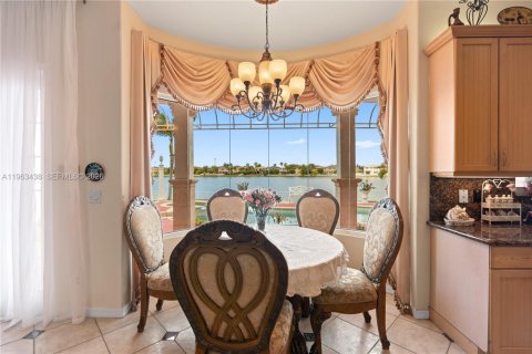 Villa ou maison à vendre à Miramar, Floride: 5 chambres, 366.78 m2 № 2025312 - photo 18
