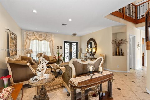 Villa ou maison à vendre à Miramar, Floride: 5 chambres, 366.78 m2 № 2025312 - photo 7