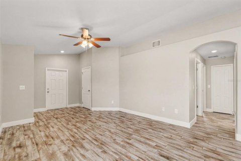 Villa ou maison à vendre à Ruskin, Floride: 3 chambres, 126.35 m2 № 2429296 - photo 3