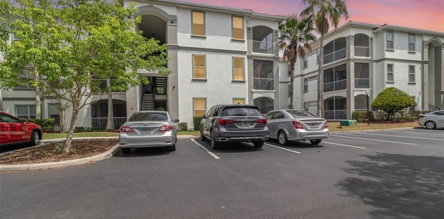 Condo in Orlando, Florida, 2 bedrooms  № 1677499