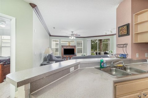 Condo in Orlando, Florida, 2 bedrooms  № 1677499 - photo 20