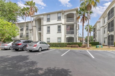 Condo in Orlando, Florida, 2 bedrooms  № 1677499 - photo 3