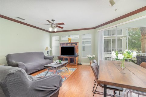 Condo in Orlando, Florida, 2 bedrooms  № 1677499 - photo 13