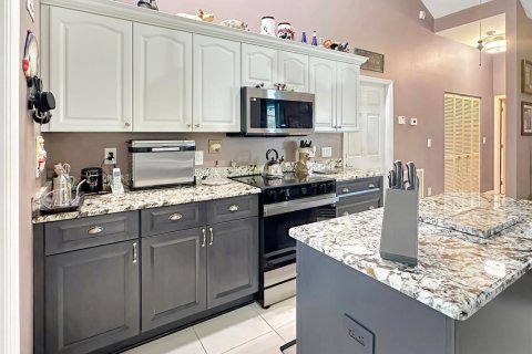 Villa ou maison à vendre à St. Lucie, Floride: 3 chambres, 257.15 m2 № 2082305 - photo 17