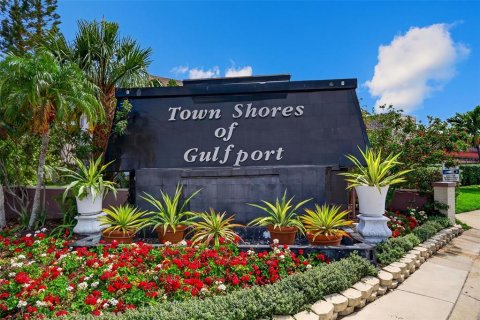 Condominio en venta en Gulfport, Florida, 2 dormitorios, 116.13 m2 № 2199909 - foto 4
