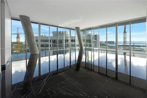 Copropriété à louer à Miami, Floride: 6 chambres, 493.03 m2 № 1888875 - photo 7