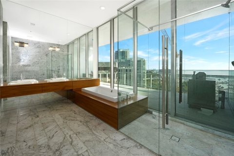 Copropriété à louer à Miami, Floride: 6 chambres, 493.03 m2 № 1888875 - photo 28